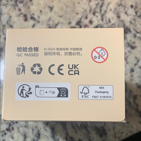 POP MART Labubu “Have A Seat” Vinyl Plush Figure - THE MONSTERS Series - NEW - Picture 7 of 7